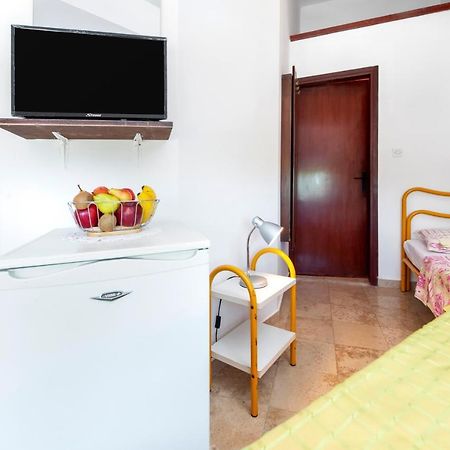 Near Beach And Rovinj Center 4 Apartman Kültér fotó