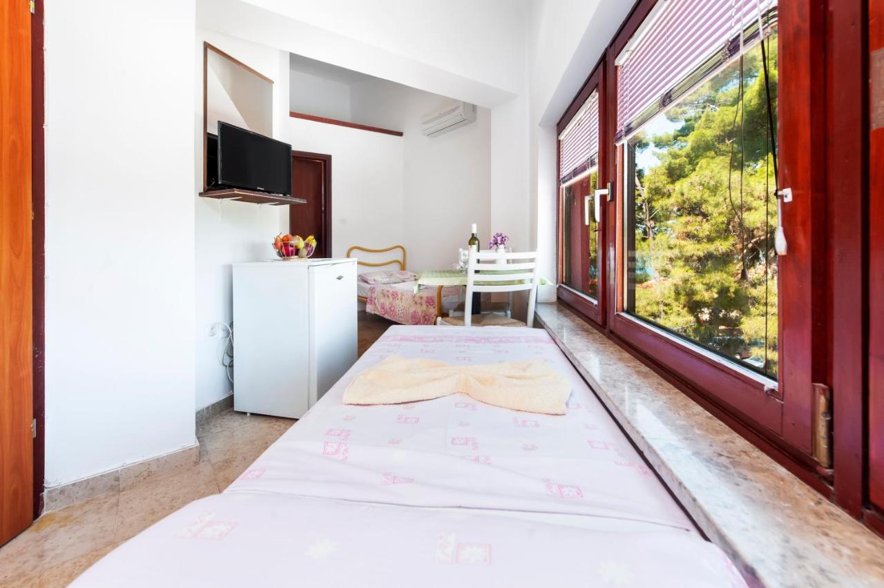Near Beach And Rovinj Center 4 Apartman Kültér fotó